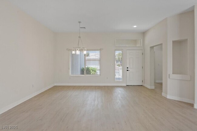 Foto del edificio - 10809 Clarion Ln