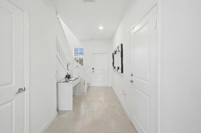 Building Photo - 2324 NW 130th Ter