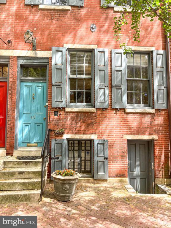 Building Photo - 419 S Carlisle St