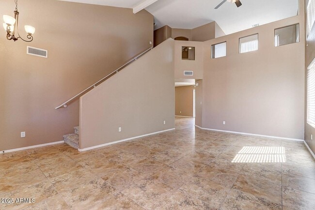 Building Photo - 15929 W Cottonwood St