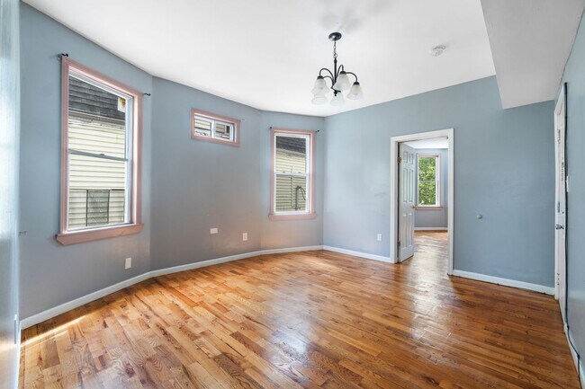 Foto del edificio - 14-16 Treacy Avenue, 2