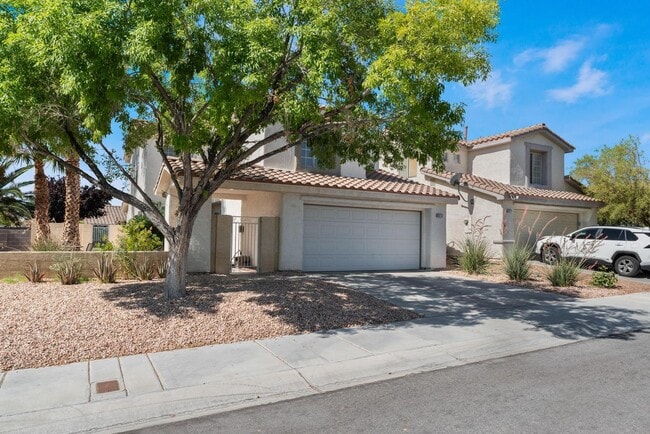 Building Photo - 8213 Bluff Creek