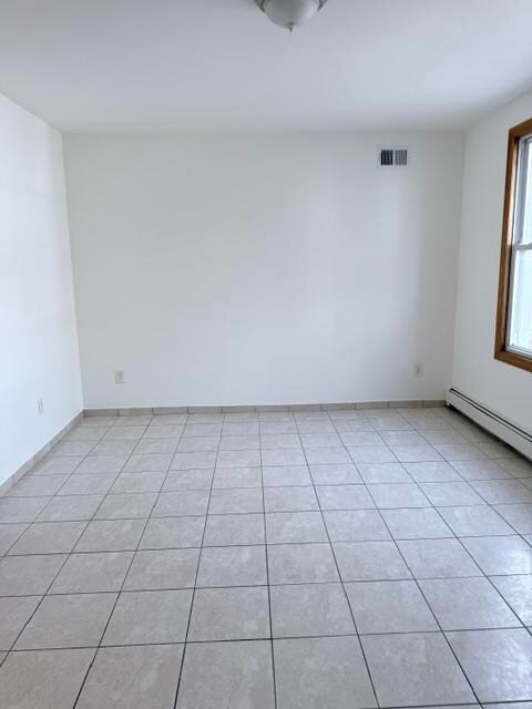 Foto del edificio - 85 Laidlaw Ave