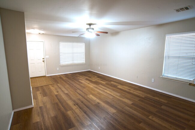 Building Photo - 4508 SE 80th St