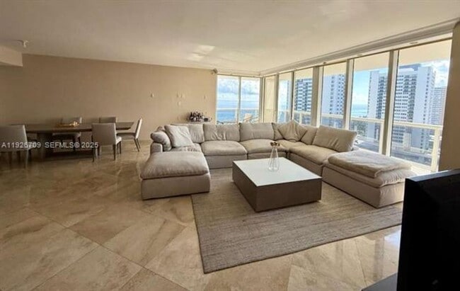 Foto del edificio - 1850 S Ocean Dr