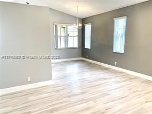 Building Photo - 3 br, 2 bath House - 825 Falling Water Rd # 0