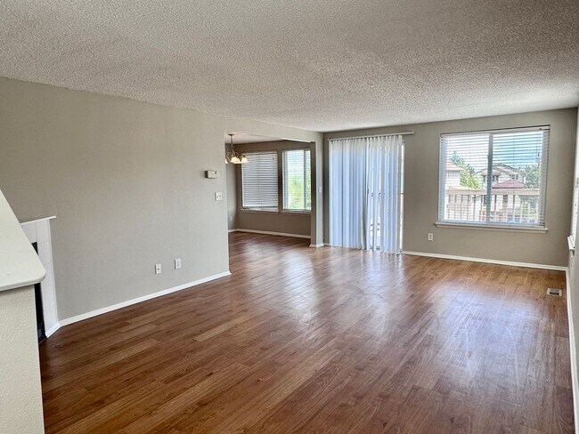 Foto del edificio - Conveniently Located Home in East Quincy H...