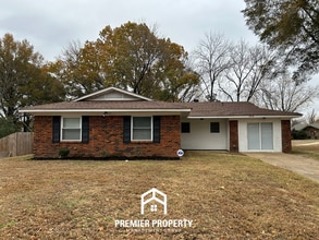 Building Photo - 5908 Tishomingo Dr