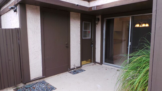 Building Photo - 418 Westwood Dr