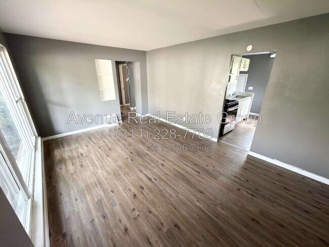 Foto del edificio - 190 Lynn Meadows Ln
