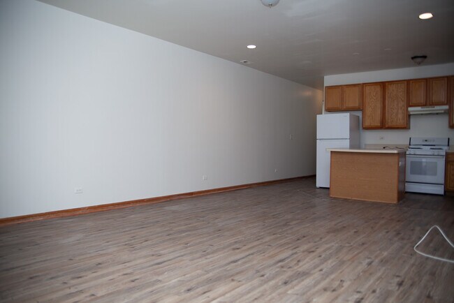 Foto del edificio - 306 N Hamlin Ave