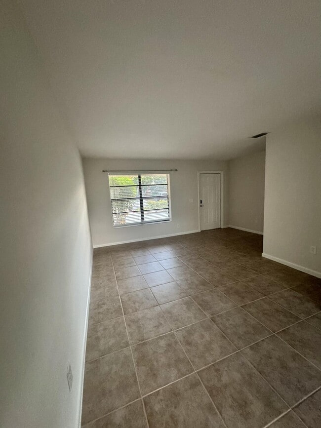 Foto del edificio - 12375 Peconic Ct