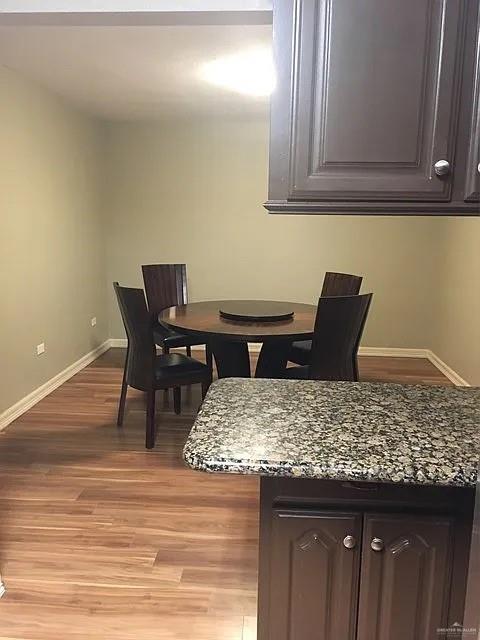 Building Photo - 21 Uvalde Ave