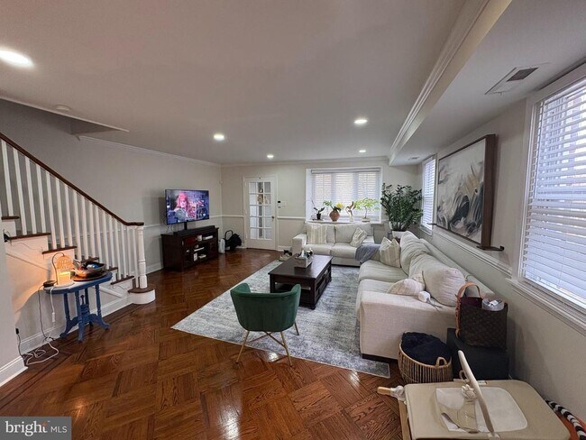 Foto del edificio - 1334 Yerkes St