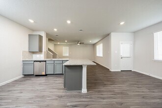 Building Photo - 13333 Burbot Dr