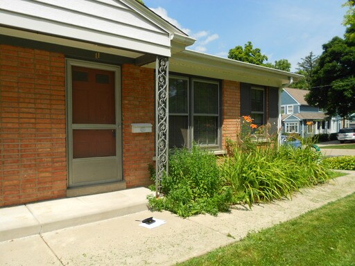 Foto principal - 110 E Scranton Ave