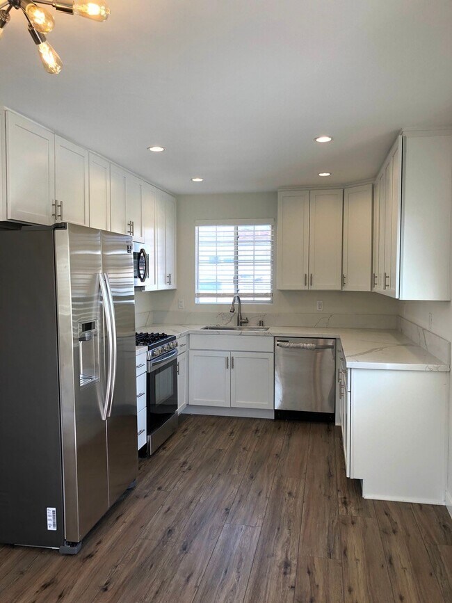 Burton Apartment for Rent in San Diego, CA