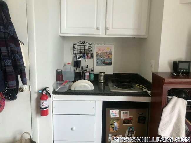 Building Photo - 28 S Huntington Ave