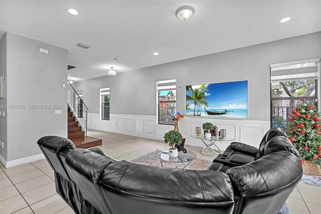 Building Photo - 9712 W 34th Ln