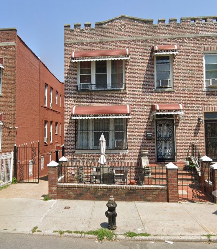 Primary Photo - 1843 Watson Ave