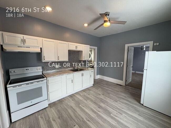 Foto del edificio - First level one bedroom one bathroom for rent