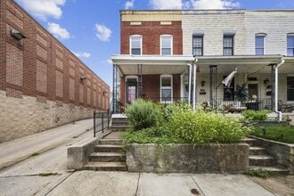 Building Photo - 714 W 33rd St