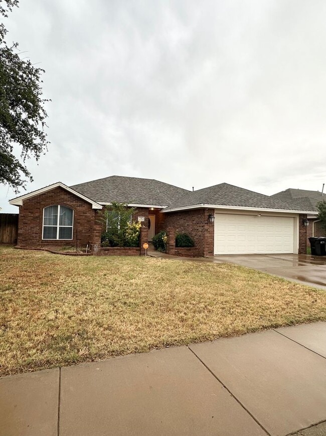 Building Photo - 5409 San Saba Ct