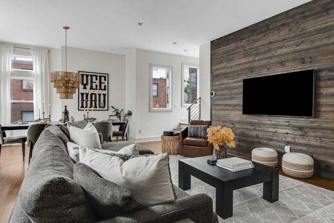 Building Photo - 1114A Wade Ave