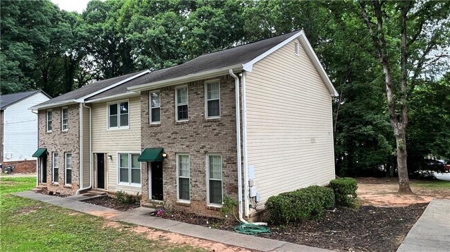 Foto del edificio - 4007 Burns Rd NW