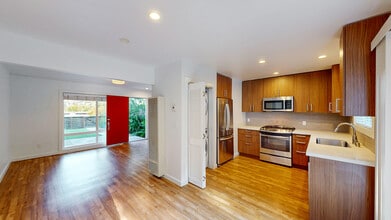 Building Photo - 1443 Casa Buena Dr