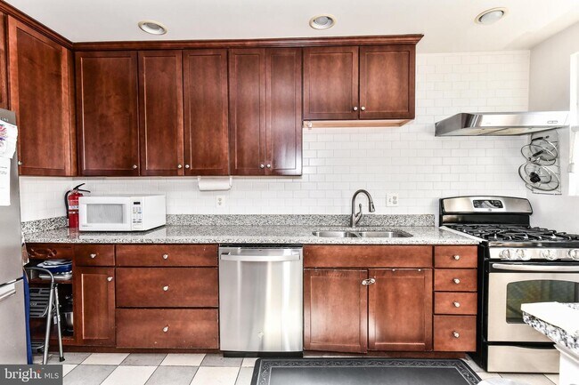 Foto del edificio - 429 21st St NE