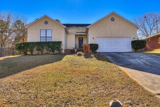 Building Photo - 670 Wellington Dr