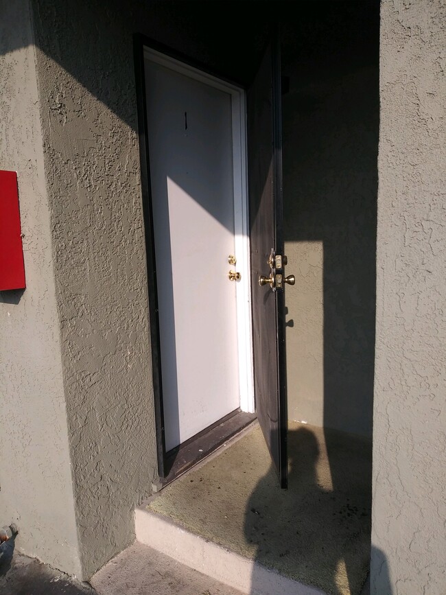 Foto del edificio - 1426 W Carson St