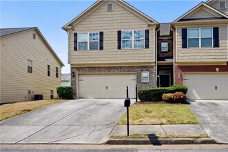 Building Photo - 2150 Waterford Park Dr