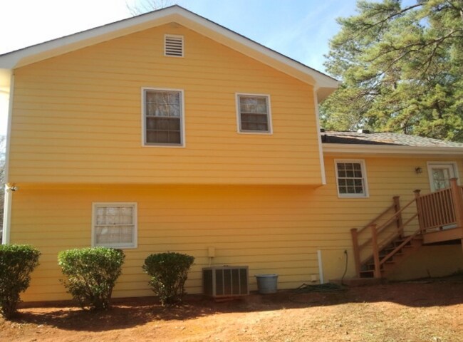 Photo - COMING SOON - Charming 3-Bedroom, 2-Bath S... House