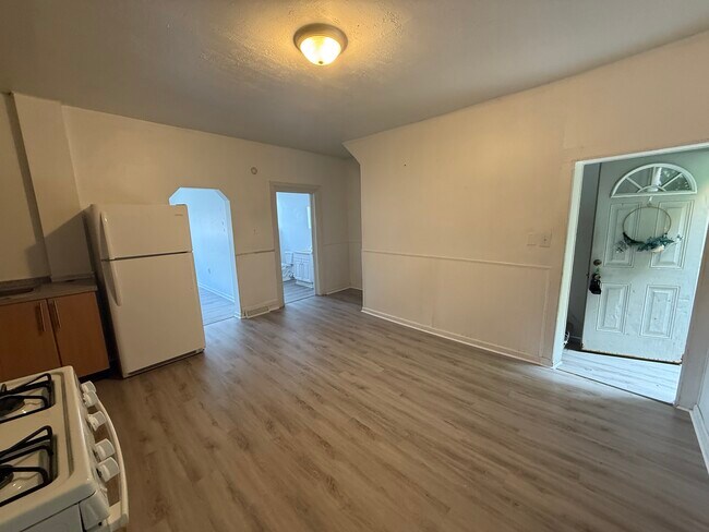 Building Photo - 2514 Josephine St