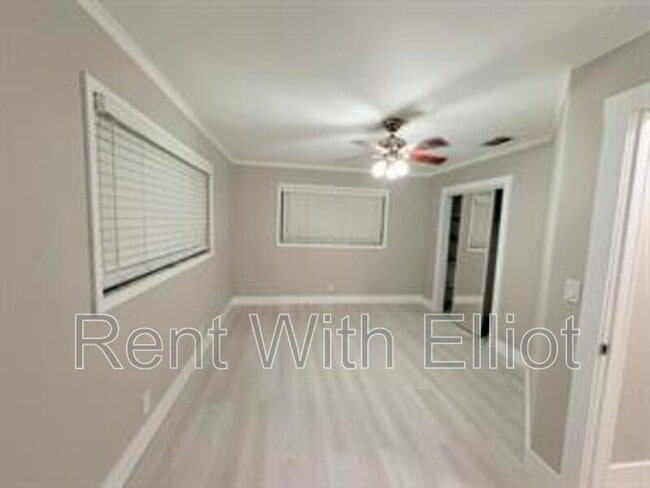 Building Photo - 1520 N 25th Ave