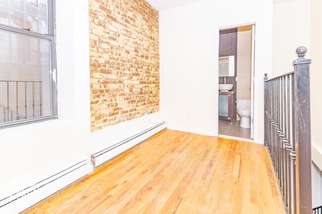 Foto del edificio - 980 Bergen St