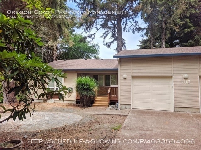 Building Photo - 1115 SW Walking Wood