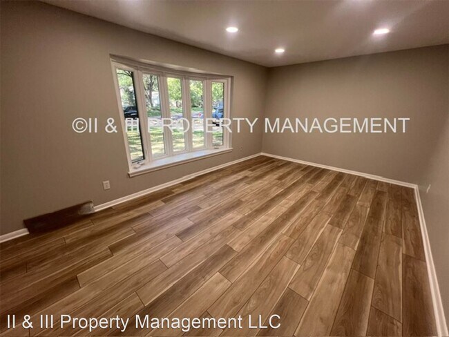 Foto del edificio - 5 br, 3 bath House - 9939 Floyd