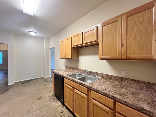 Building Photo - 100 Lindas Creek Ln