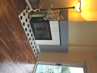 Building Photo - 311 Stinson St