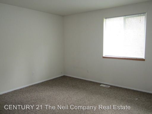 Building Photo - 442 Willow Creek Ln
