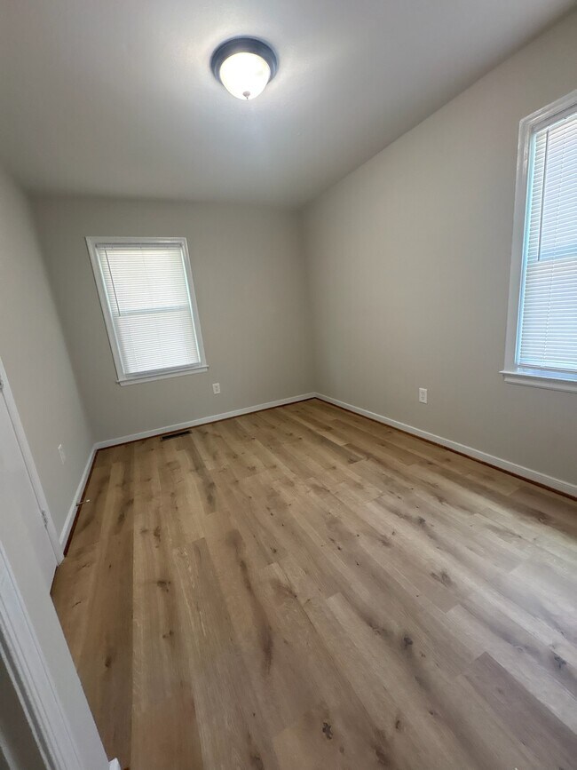 Foto del edificio - 5512 Gunshop Ln