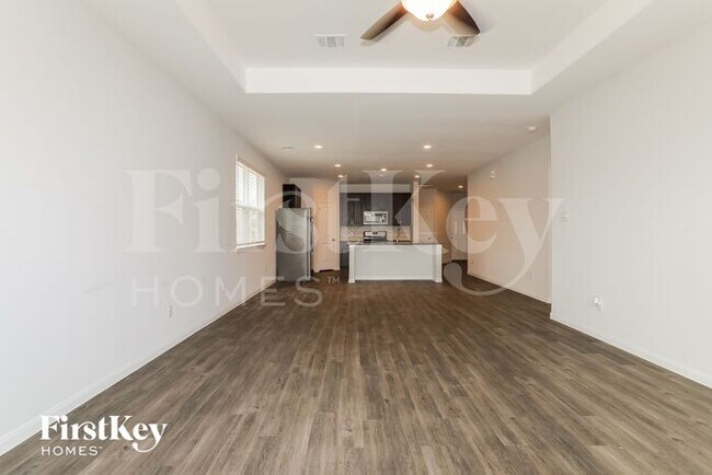 Foto del edificio - 2647 Hoffman Ln