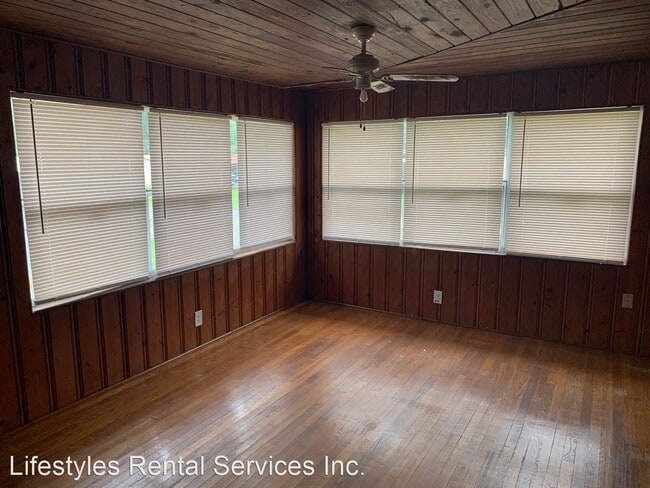 Building Photo - 4 br, 1.5 bath House - 5214 Lexington Ave ...