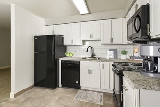 Building Photo - Orchard Park