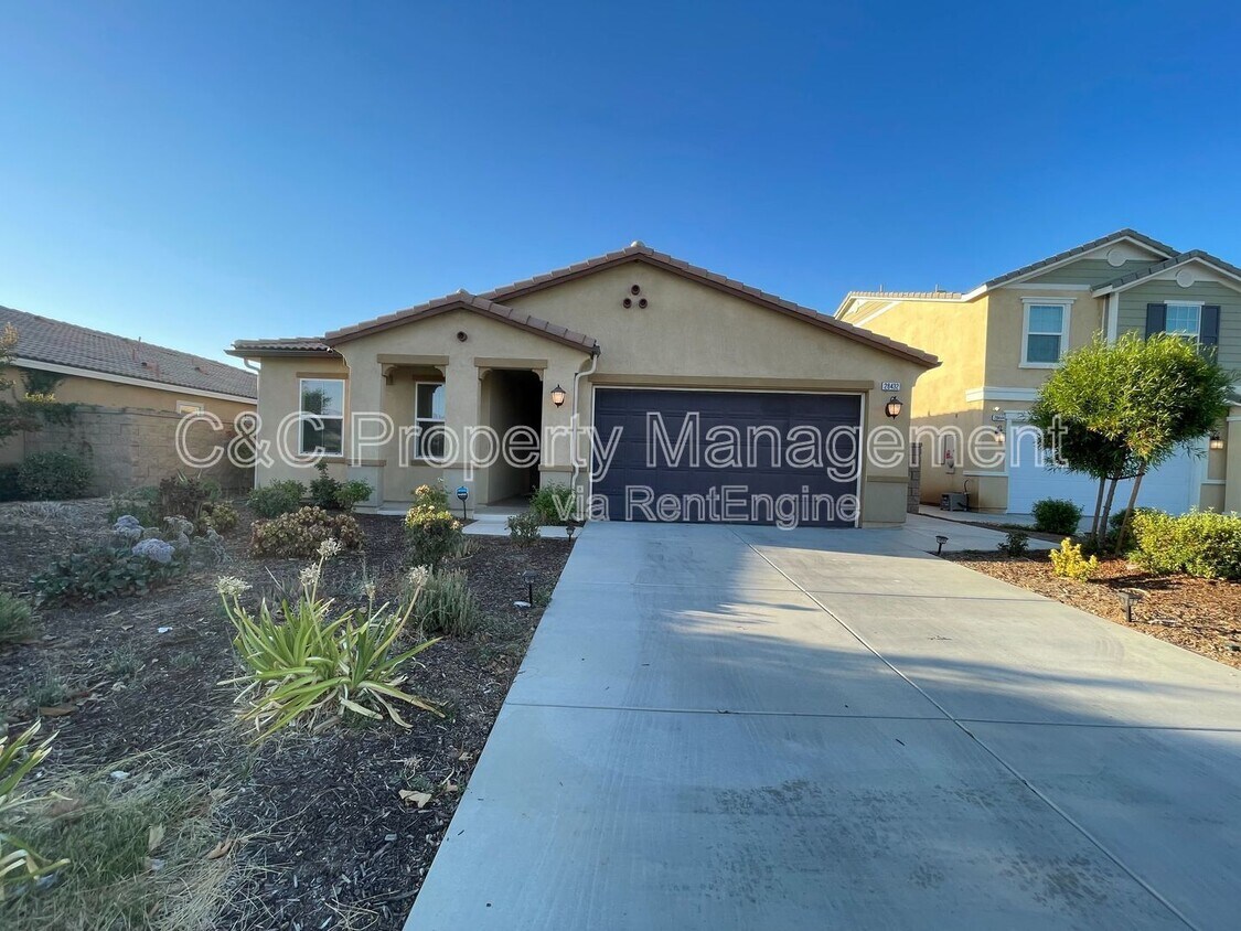 Foto principal - 28432 Abbey Ln