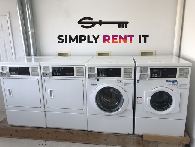 Building Photo - Affordable 1 Bedroom, Downtown Roland, Avail Now!