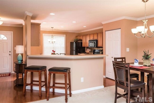 Building Photo - Charming Edgewater Townhome with Scenic Views